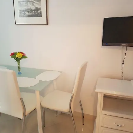 Anita, Stupin Celine * Rogoznica (Sibenik-Knin)