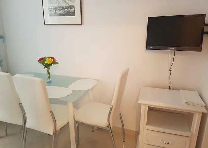 Anita, Stupin Celine * Rogoznica (Sibenik-Knin)